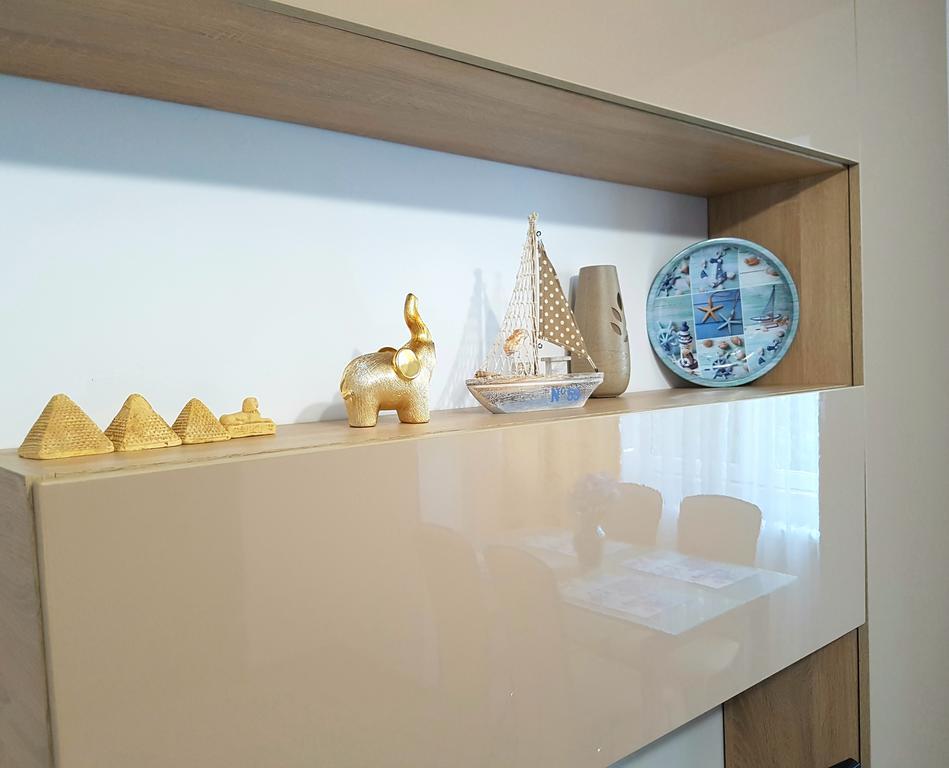 Apartament Antonia Sat Vacanta 康斯坦察 外观 照片
